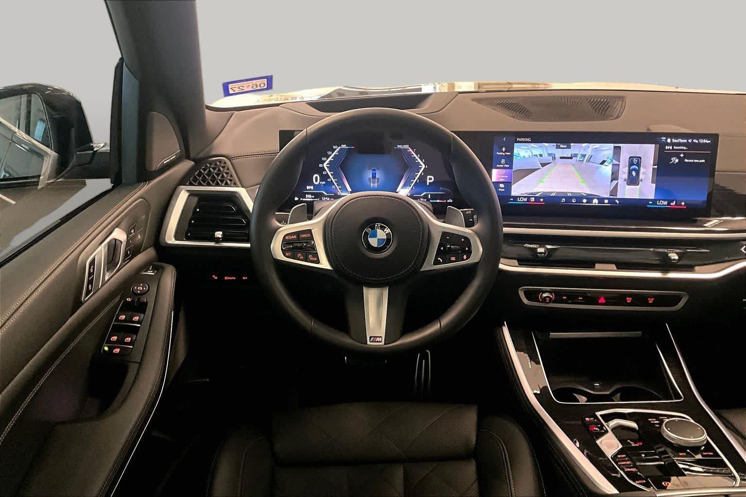 Used 2025 BMW X5 sDrive40i w/ M Sport Package RWD image 16