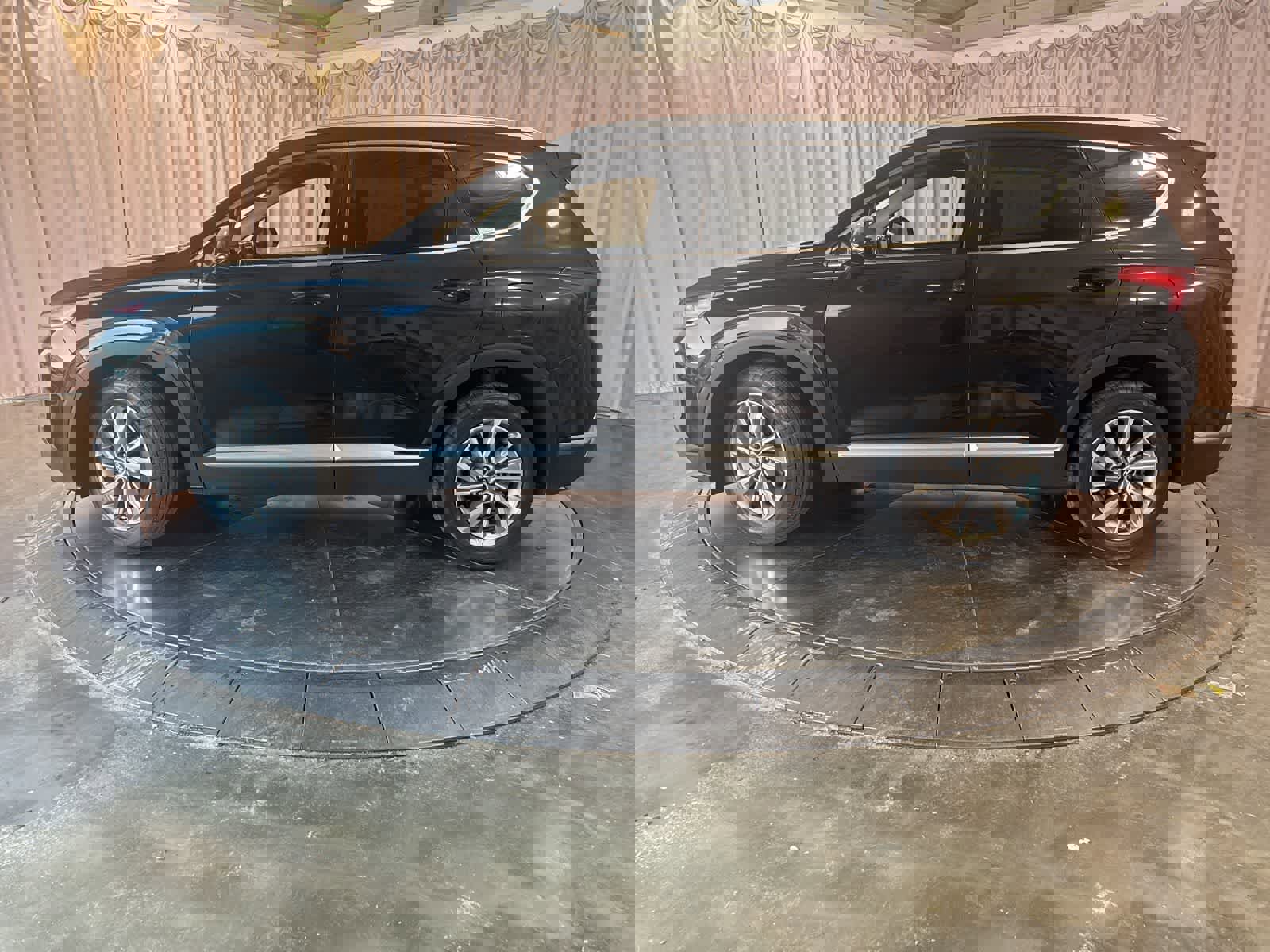 Used 2020 Hyundai Santa Fe SEL w/ Convenience Package image 8