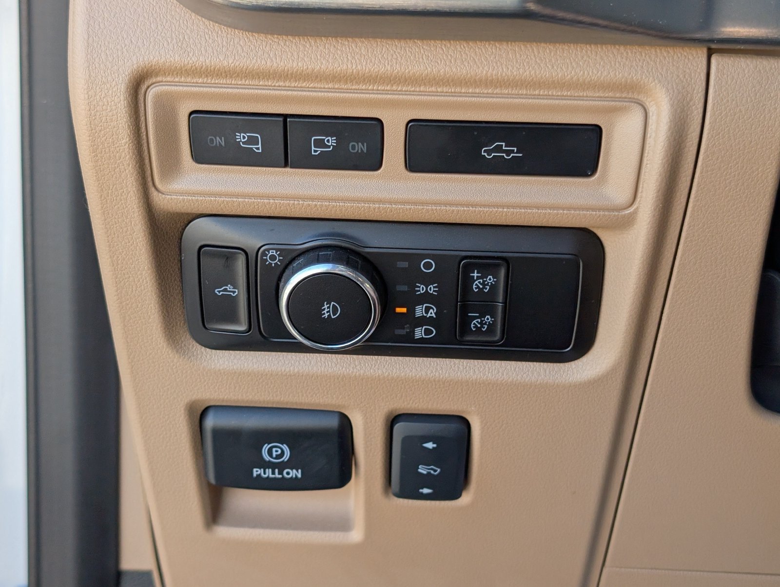 Used 2023 Ford F150 Lariat w/ Equipment Group 502A High AWD/4WD image 24