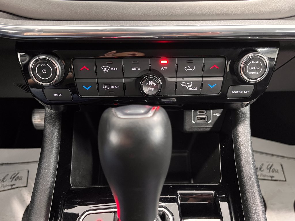 Used 2022 Jeep Compass Limited AWD/4WD image 4