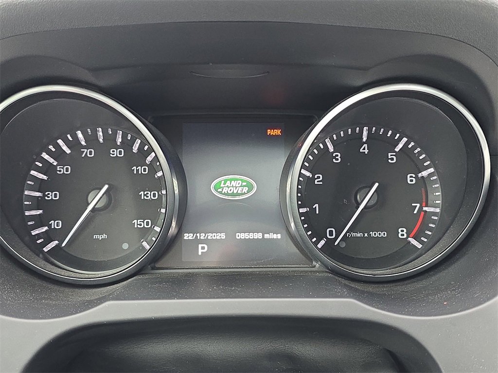 Used 2015 Land Rover Range Rover Evoque Pure Plus image 22