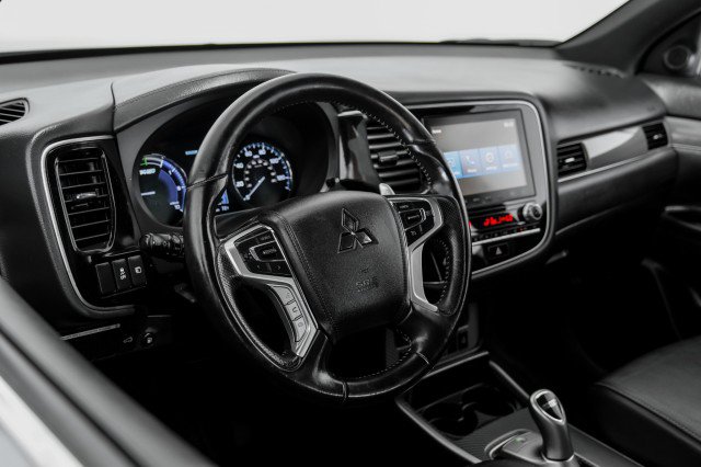 Used 2022 Mitsubishi Outlander SEL AWD/4WD image 14