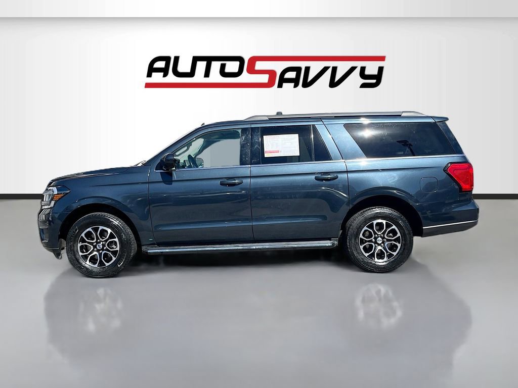 Used 2023 Ford Expedition Max XLT image 4