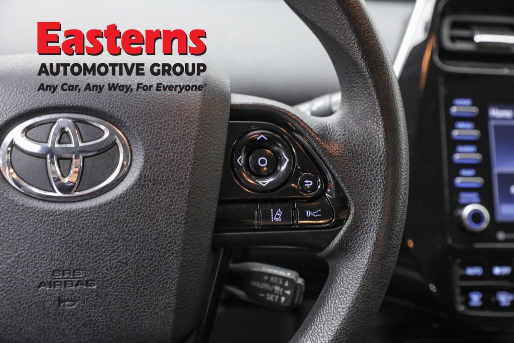 Used 2022 Toyota Prius LE image 16