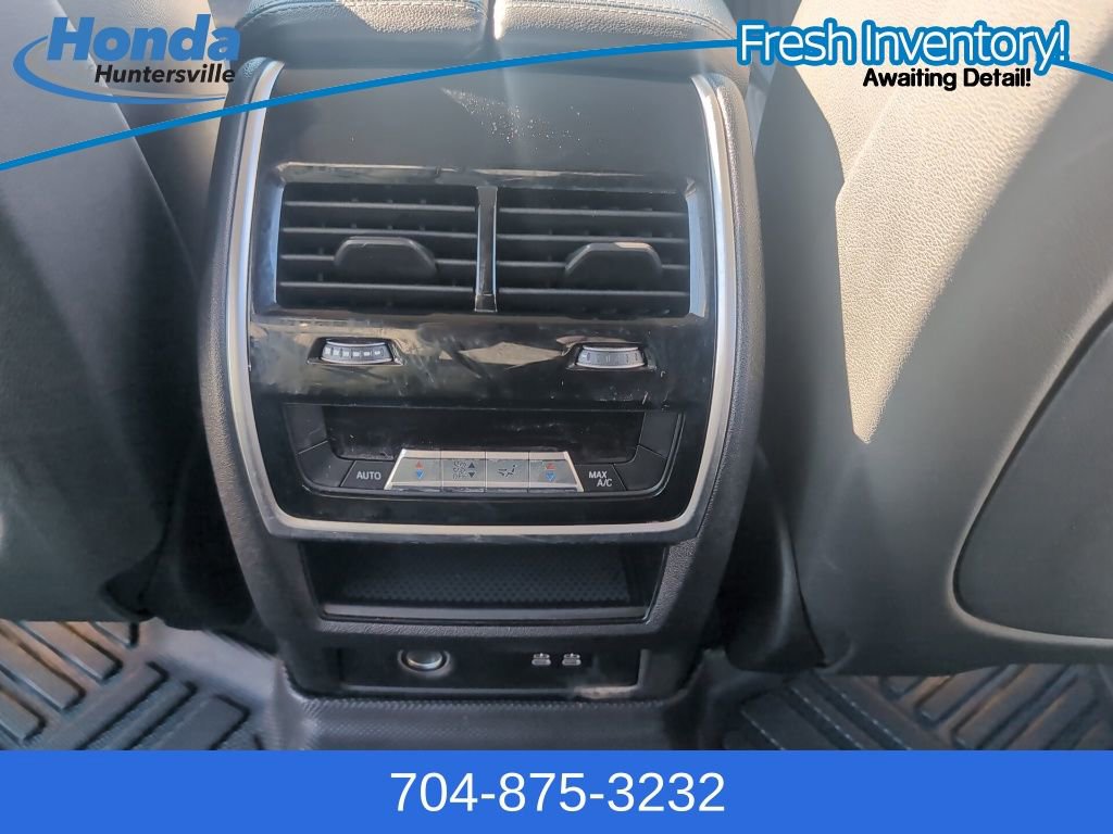 Used 2021 BMW X7 xDrive40i w/ Parking Assistance Package image 19