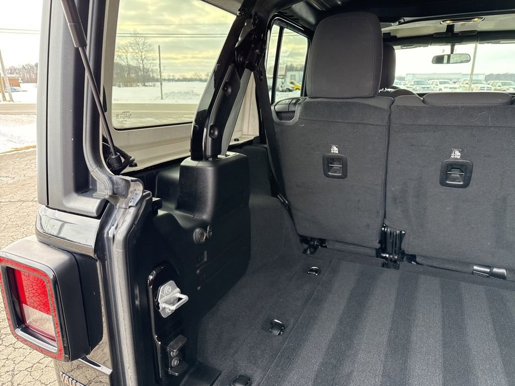 Used 2019 Jeep Wrangler Unlimited Sport S image 24