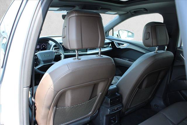Used 2023 Audi Q4 e-tron Premium Plus w/ Premium Plus RWD image 30