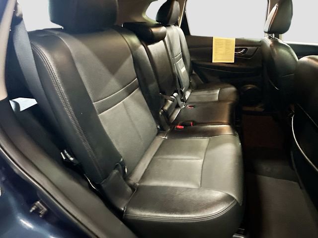 Used 2016 Nissan Rogue SL w/ SL Premium Package image 29