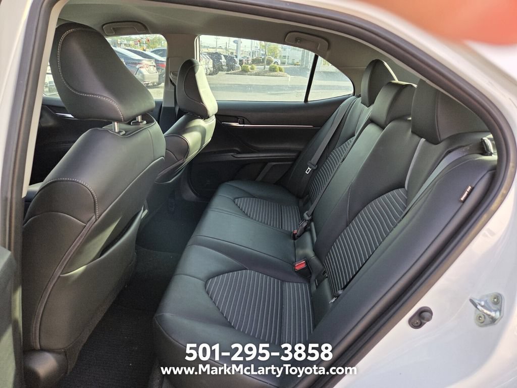 Used 2023 Toyota Camry SE FWD image 10