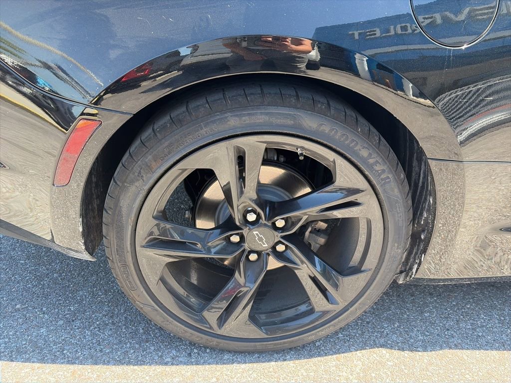 Used 2020 Chevrolet Camaro LT image 10