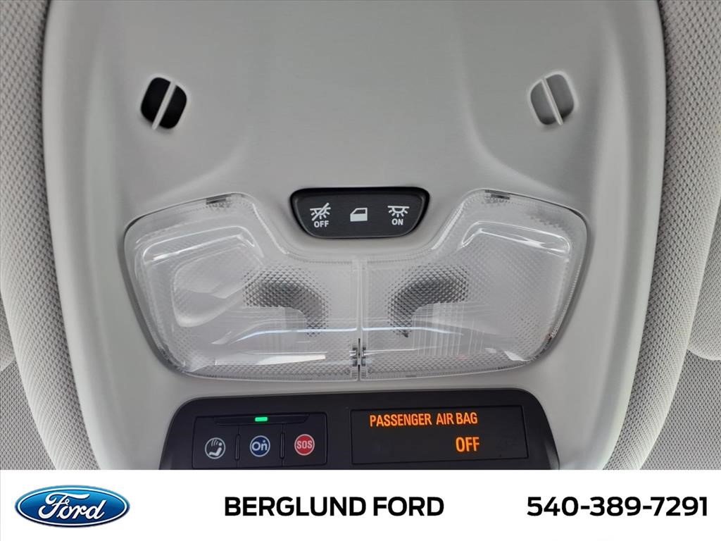 Used 2022 Chevrolet TrailBlazer LT FWD image 32