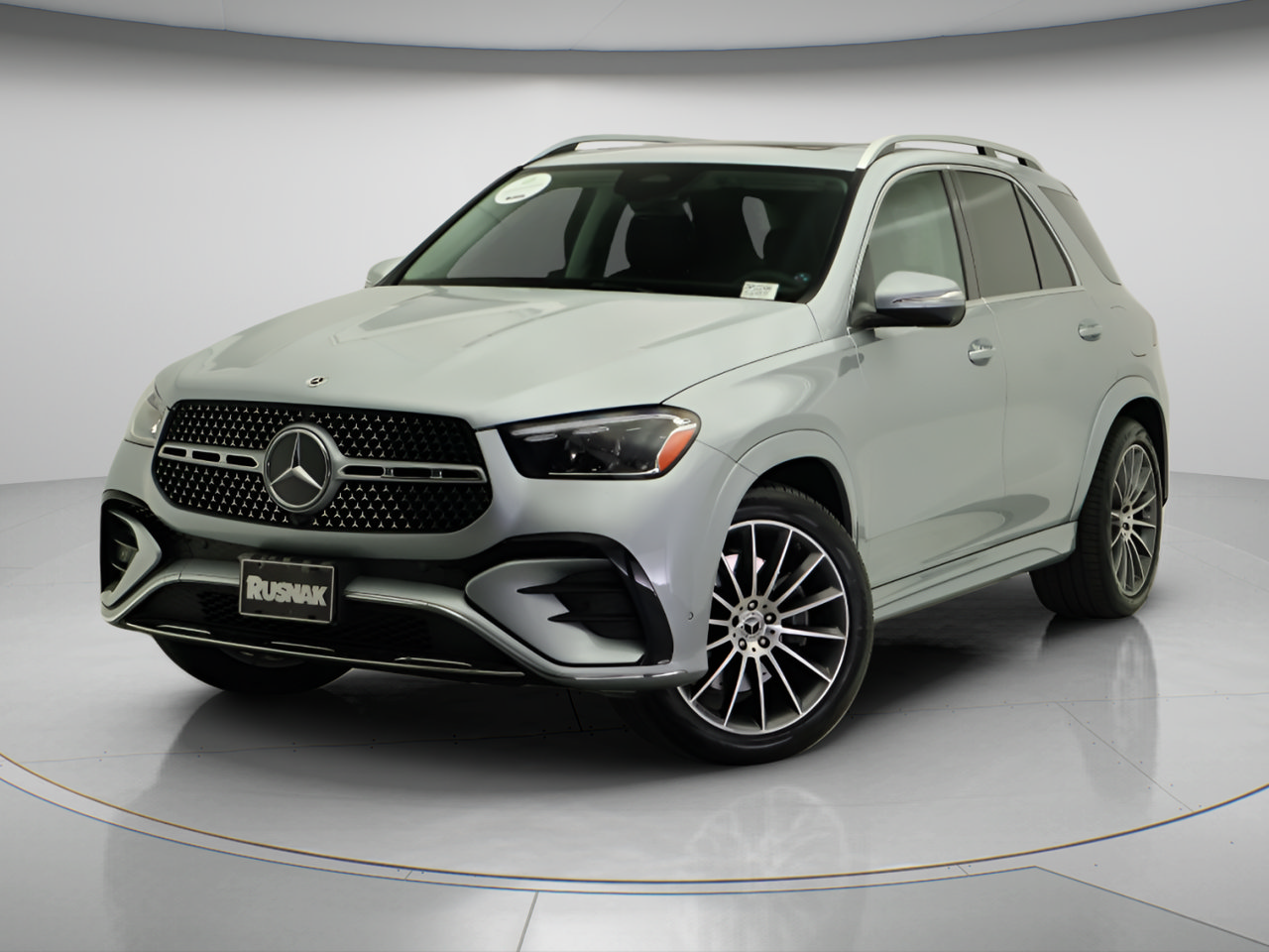 Certified 2024 Mercedes-Benz GLE 450e 4MATIC image 3
