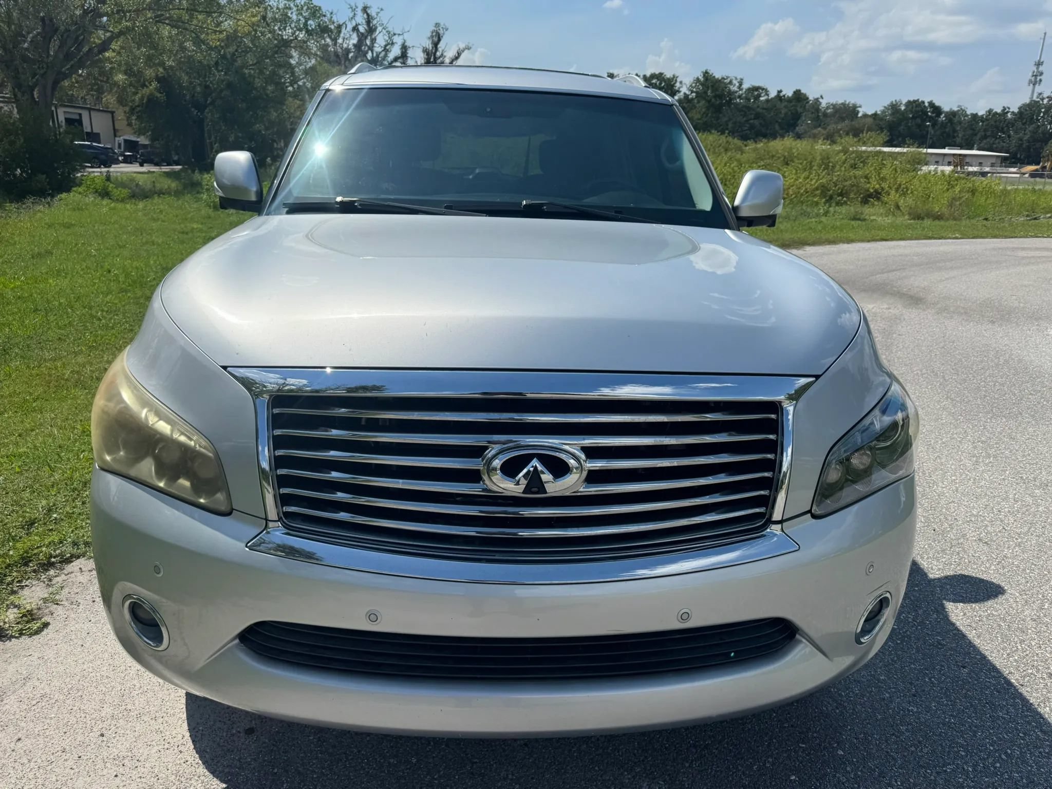 Used 2014 INFINITI QX80 2WD w/ Theater Package image 2