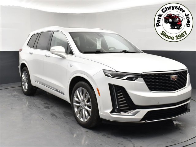 Used 2023 Cadillac XT6 Premium Luxury w/ LPO, Floor Liner Package image 4