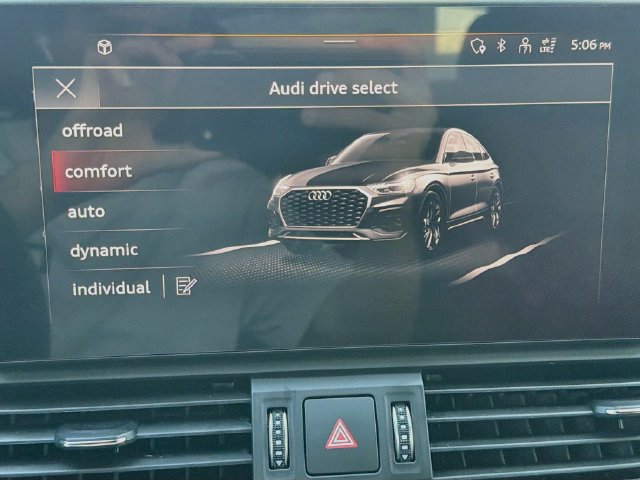 Used 2024 Audi SQ5 Premium Plus AWD/4WD image 31