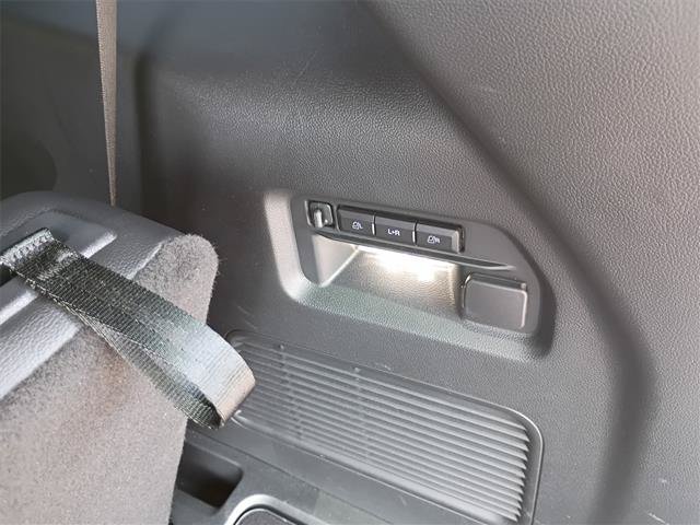 Used 2024 Ford Explorer ST w/ Equipment Group 401A AWD/4WD image 15