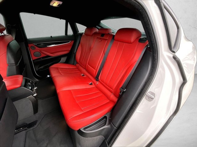 Used 2019 BMW X6 xDrive50i w/ M Sport Package AWD/4WD image 30