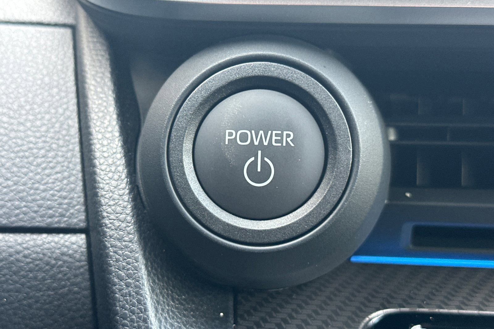 Used 2026 Toyota Prius XLE image 23