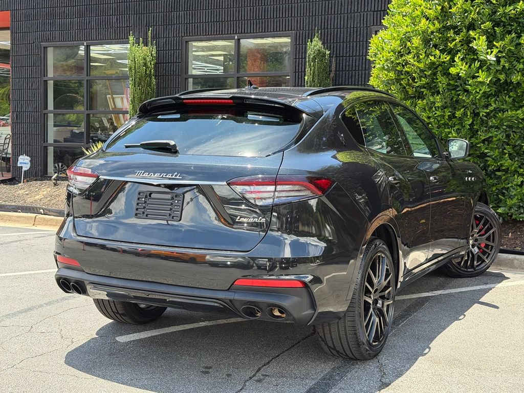 Used 2022 Maserati Levante Modena AWD/4WD image 12