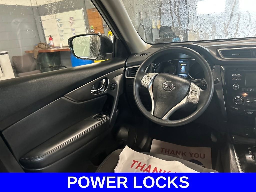 Used 2016 Nissan Rogue S image 9