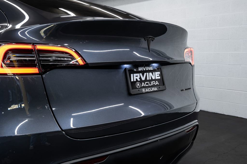 Used 2023 Tesla Model Y Long Range image 16