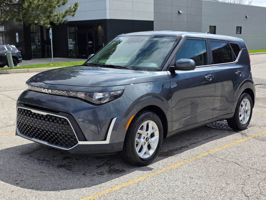 Used 2025 Kia Soul LX