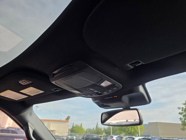 Used 2024 Ford Expedition Limited image 13