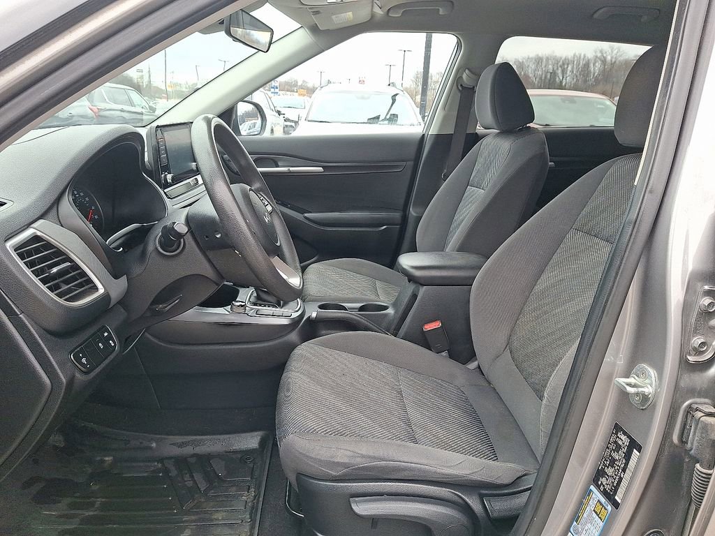Used 2023 Kia Seltos LX image 13