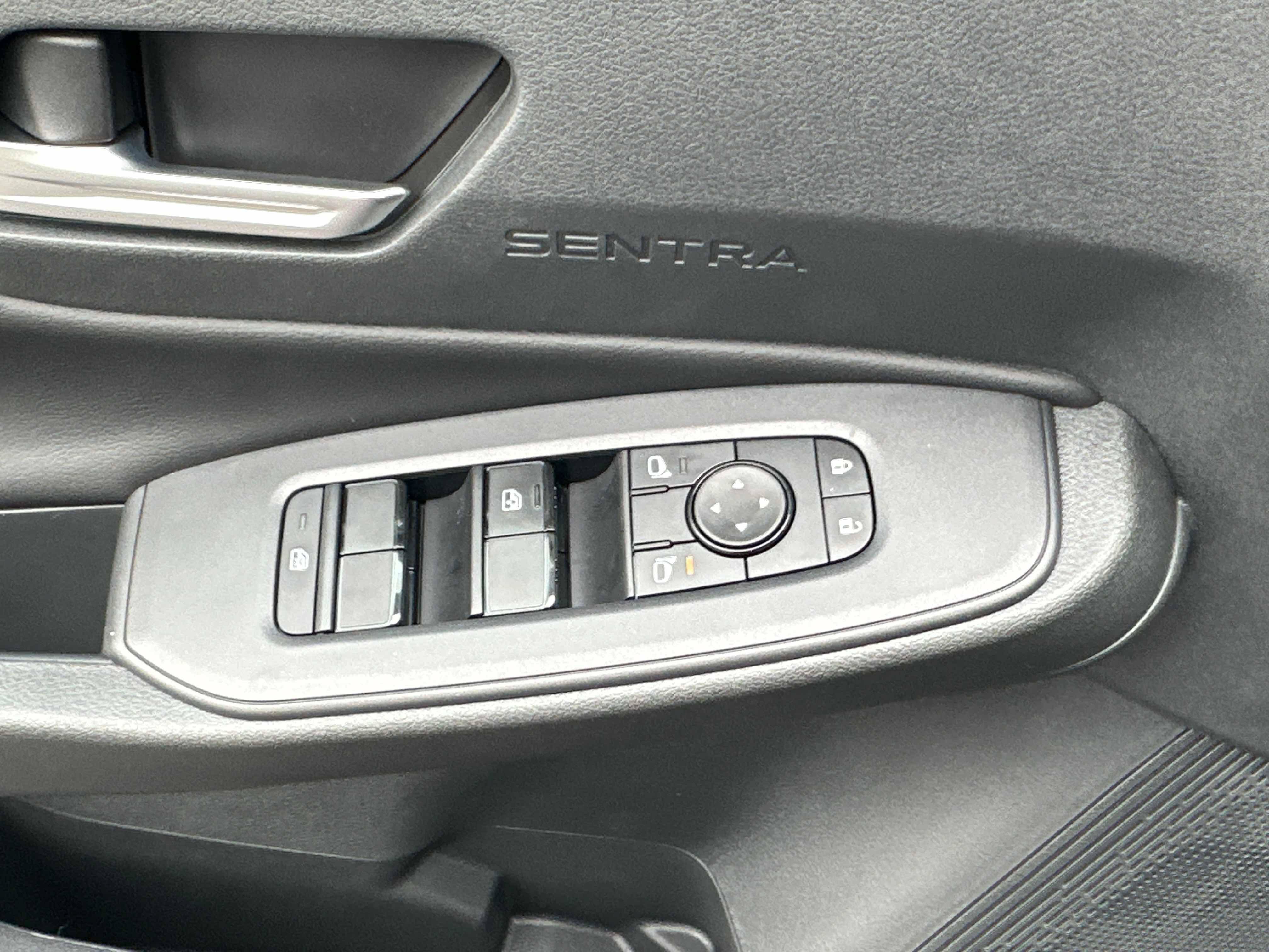 New 2026 Nissan Sentra SV w/ SV Convenience Package FWD image 17