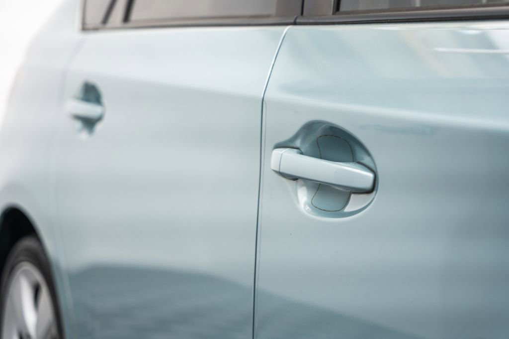 Used 2015 Toyota Prius Five FWD image 15