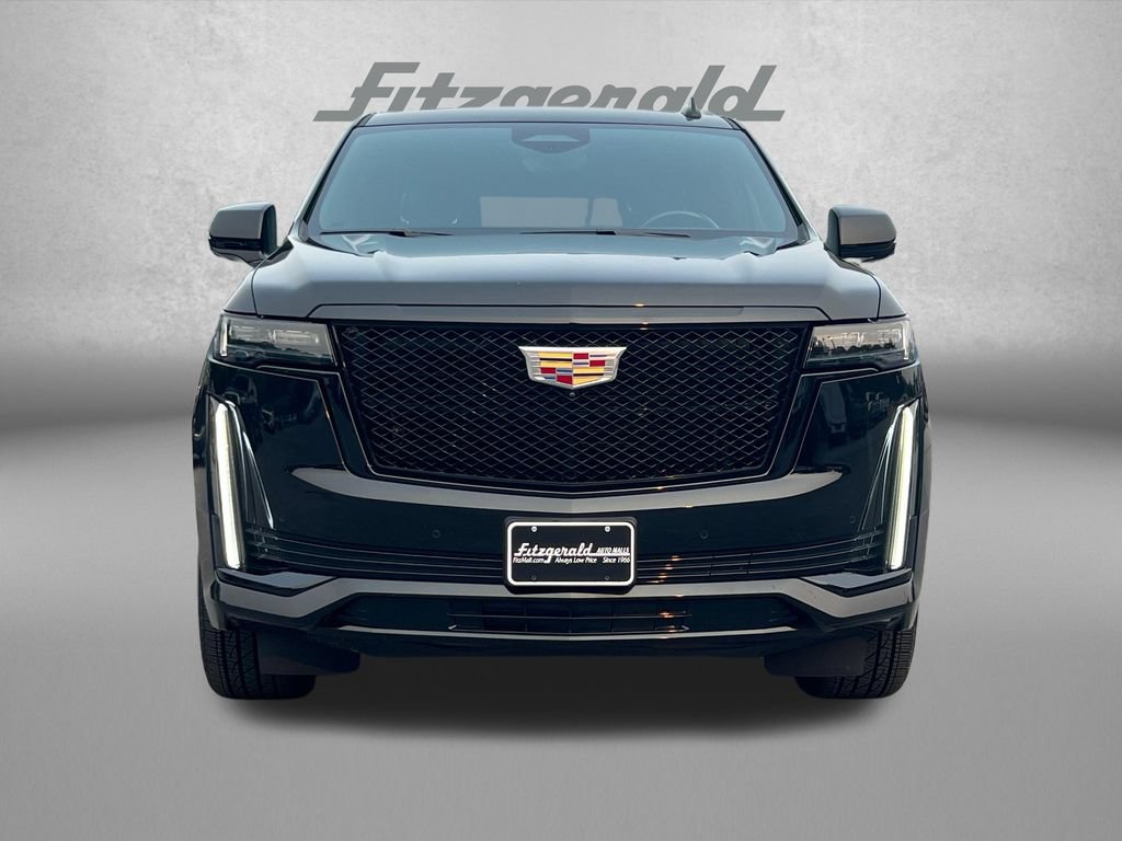 Used 2024 Cadillac Escalade ESV Sport AWD/4WD image 6