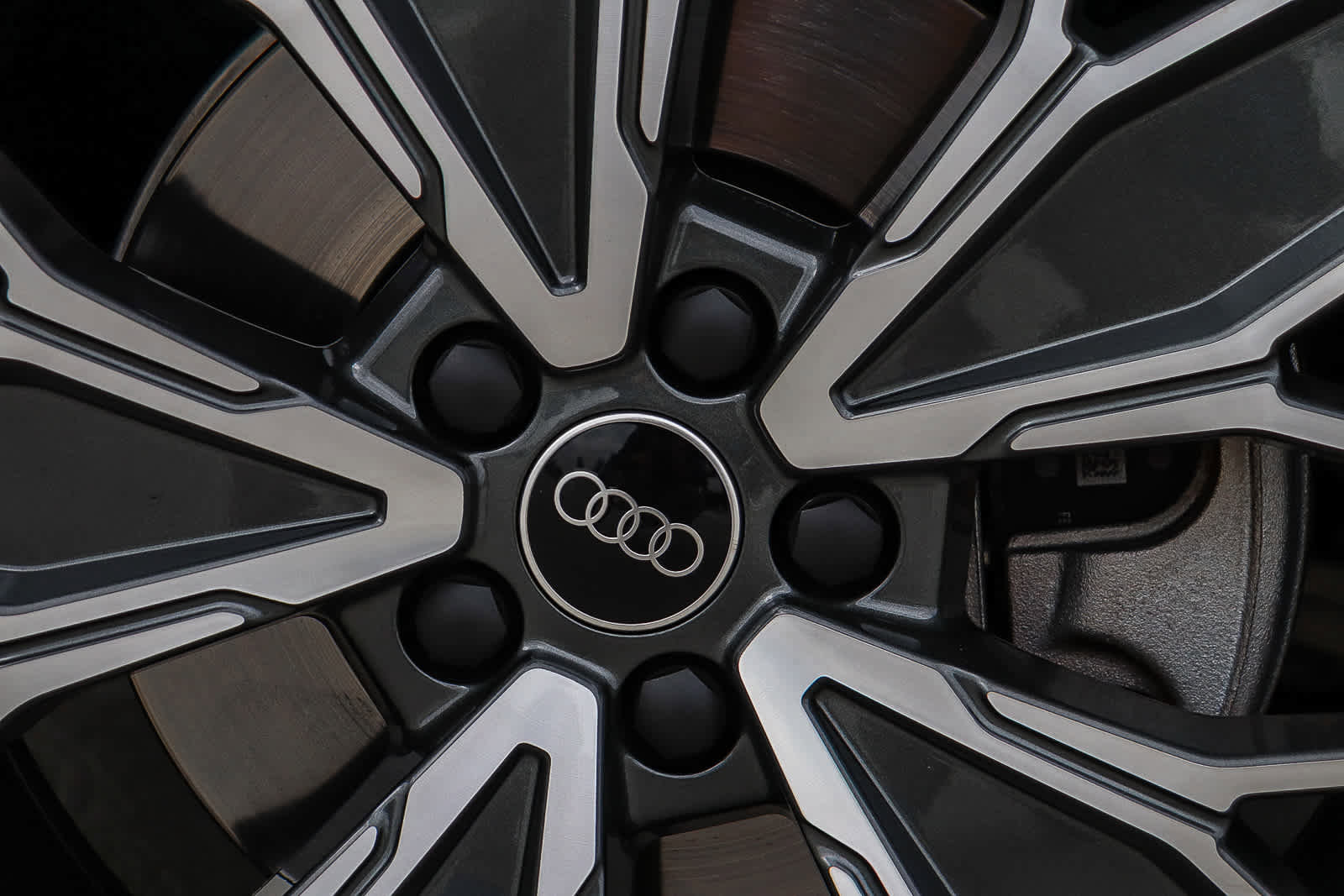 Used 2025 Audi Q5 Premium Plus w/ Premium Plus image 15