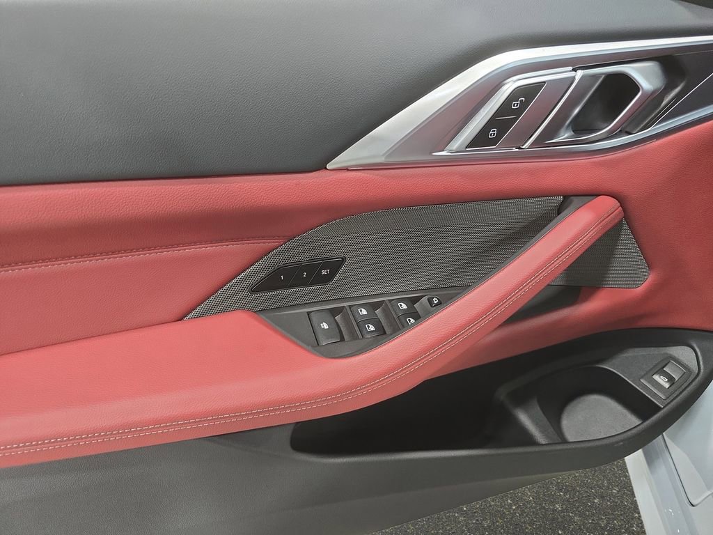 Certified 2025 BMW M440i Convertible w/ Parking Assistance Package RWD image 23