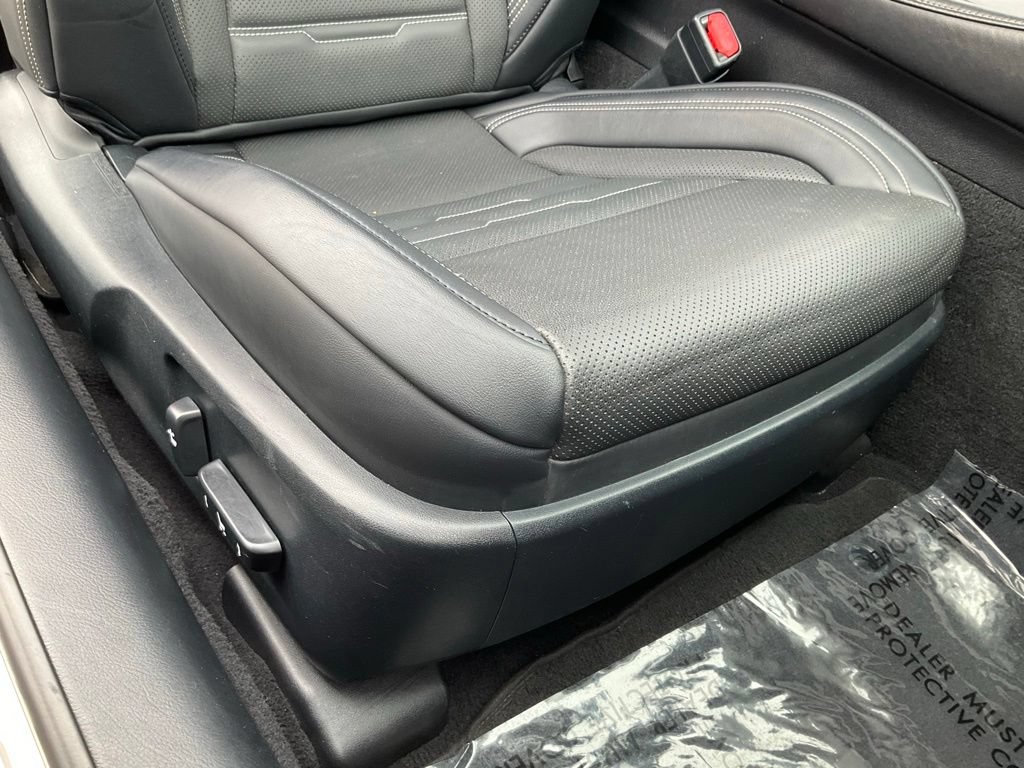 Used 2016 Lexus RC 200t RWD image 42
