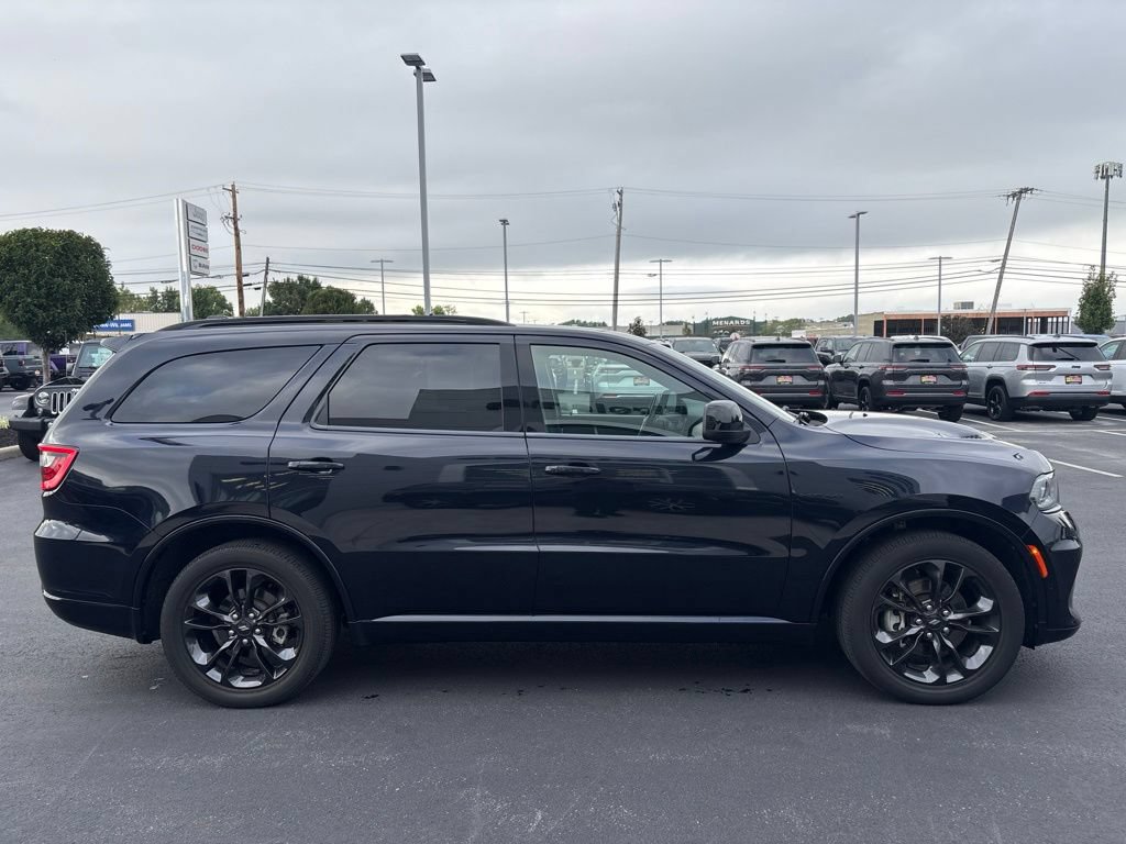Used 2023 Dodge Durango R/T w/ Blacktop Package AWD/4WD image 6