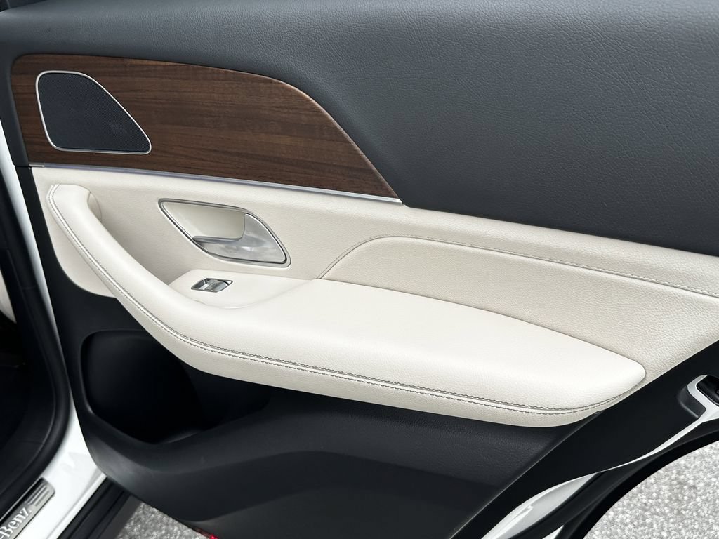 Certified 2025 Mercedes-Benz GLE 350 4MATIC image 19