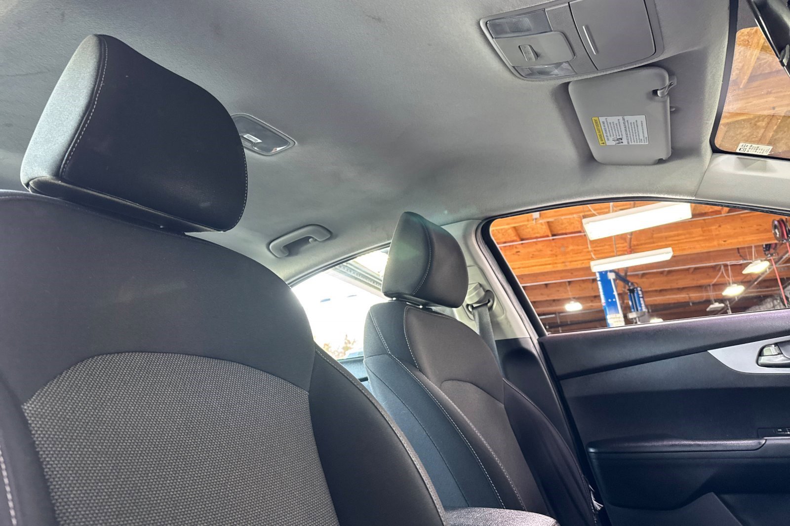 Used 2022 Kia Forte LXS FWD image 25