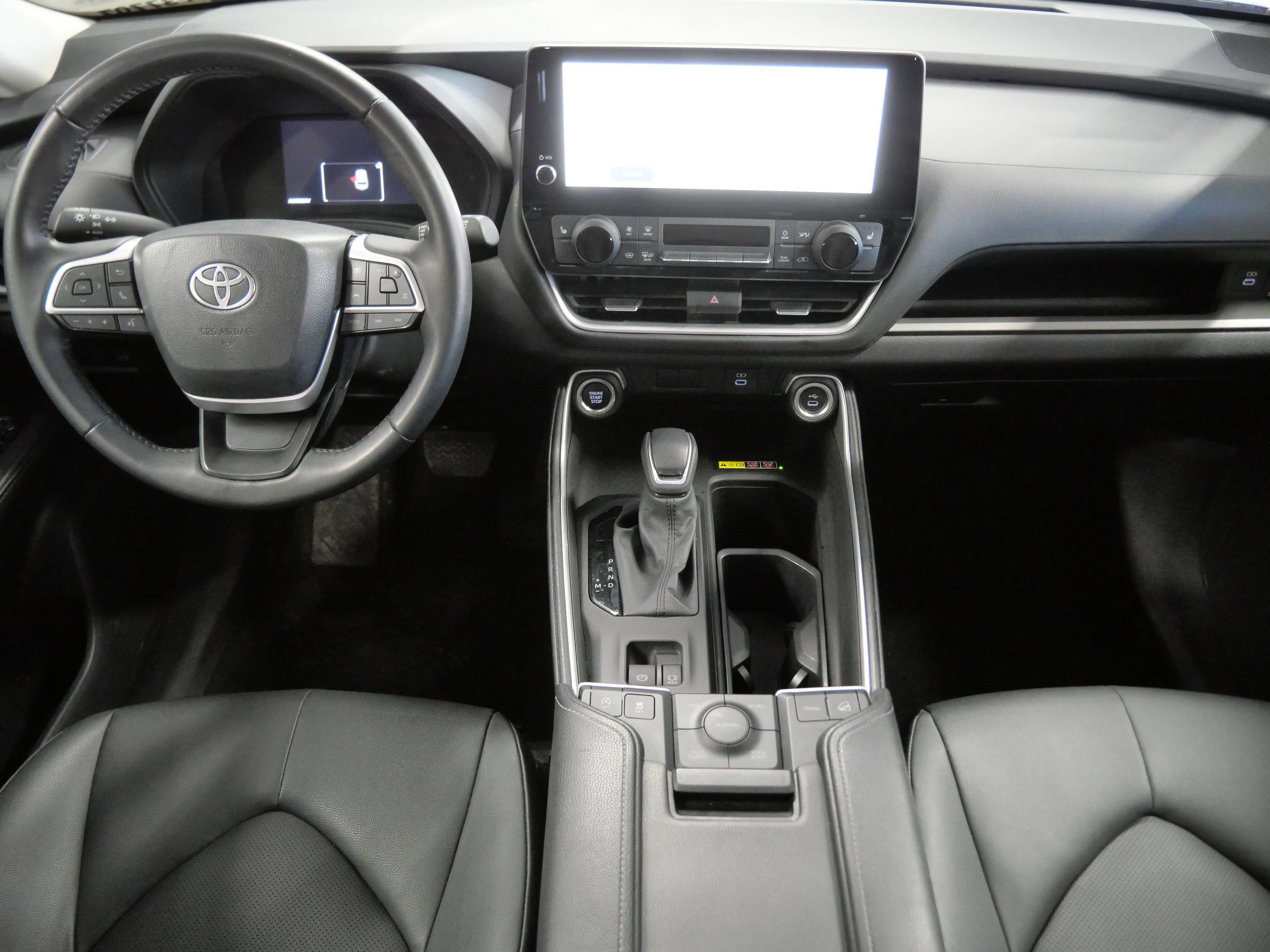 Certified 2025 Toyota Grand Highlander AWD image 11