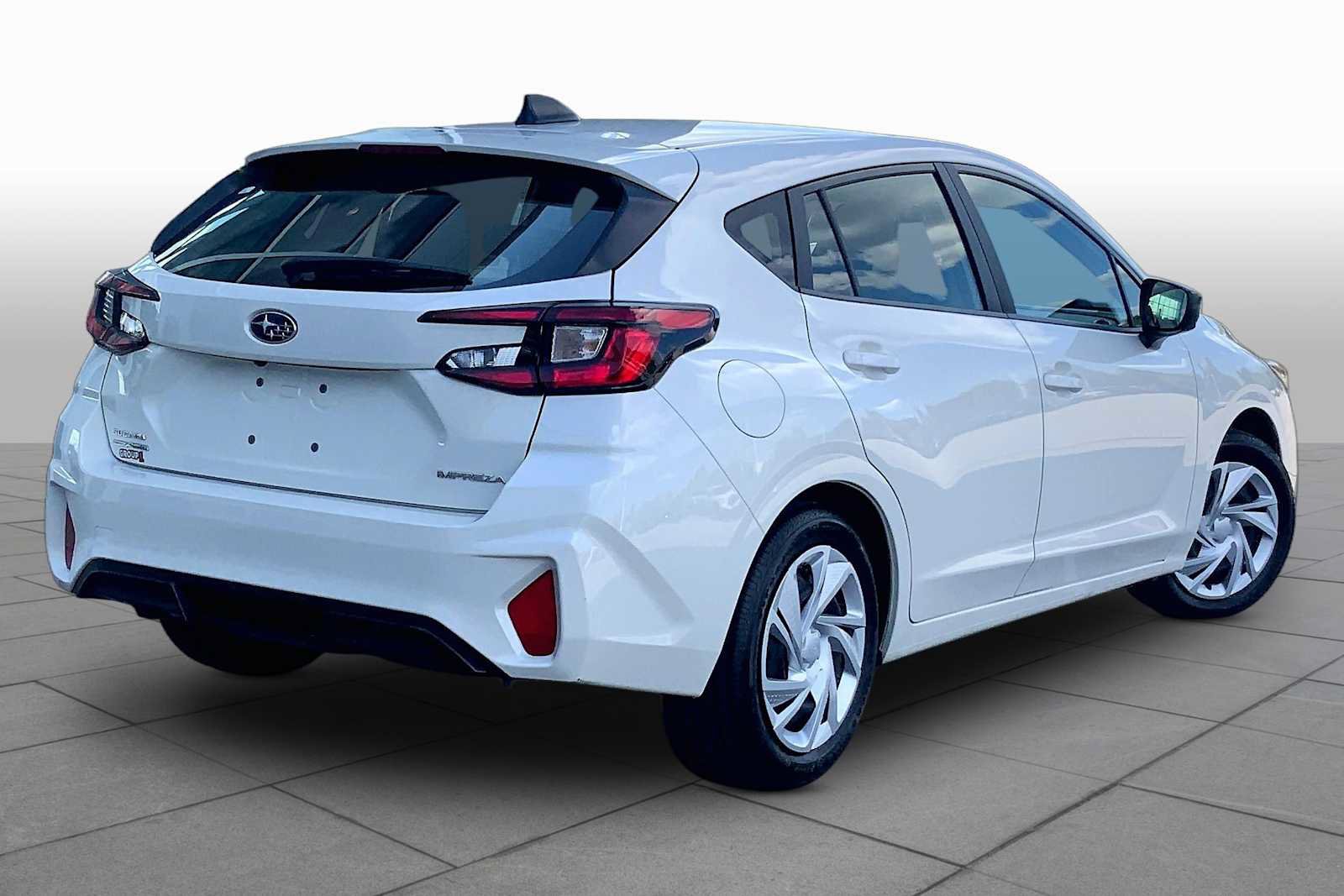 Used 2025 Subaru Impreza 2.0i AWD/4WD image 13