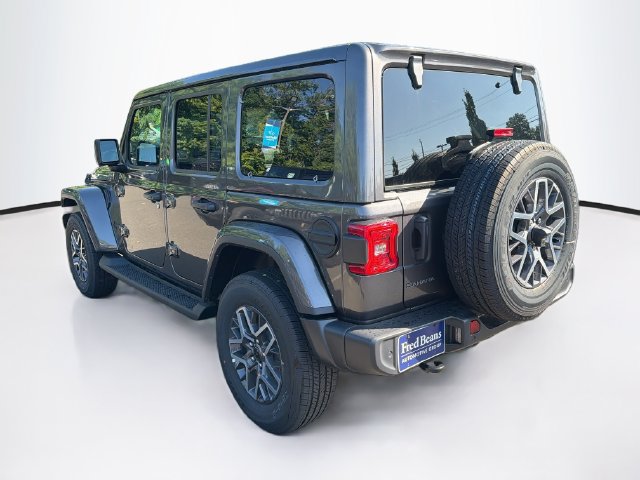 New 2026 Jeep Wrangler Unlimited Sahara AWD/4WD image 5
