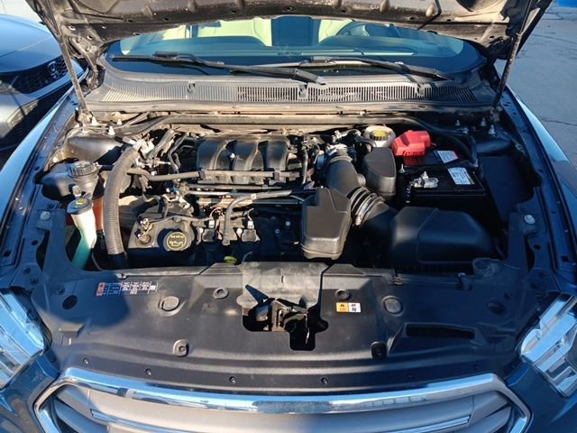 Used 2019 Ford Taurus SE image 34