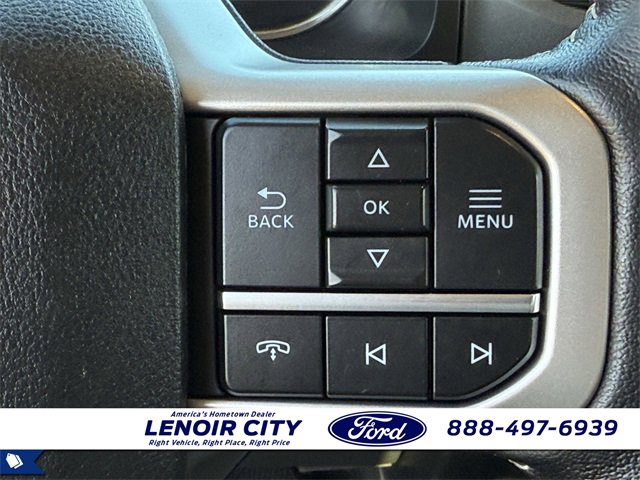 Used 2024 Ford Expedition XLT image 16
