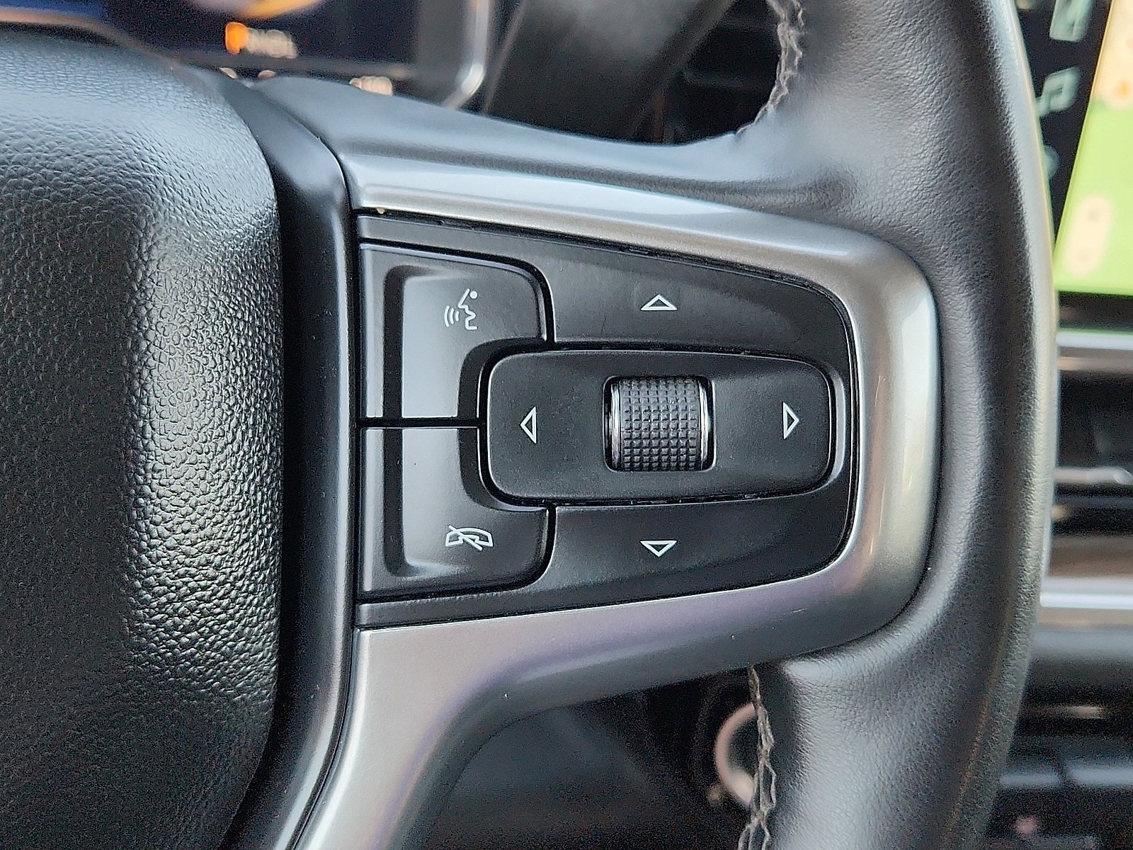 Used 2025 Chevrolet Silverado 1500 LT image 19