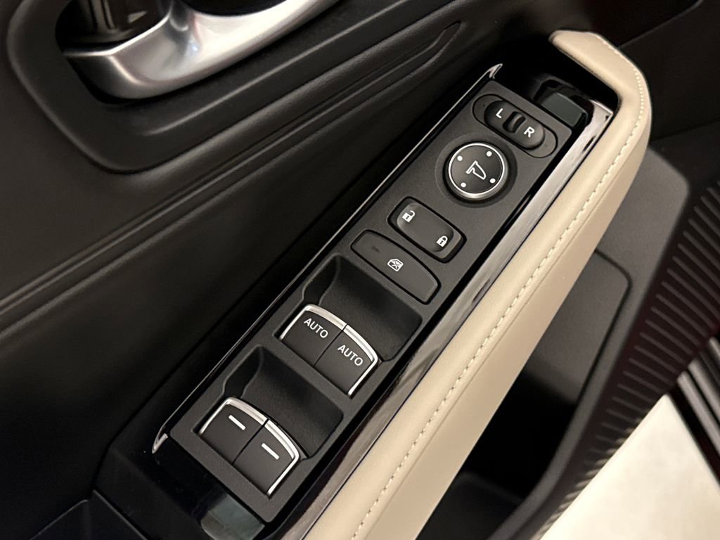 Certified 2025 Honda Accord Touring image 20