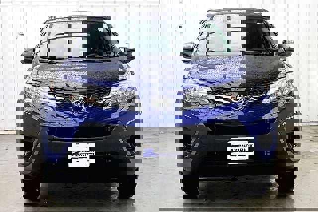 Used 2015 Toyota RAV4 LE AWD/4WD image 3