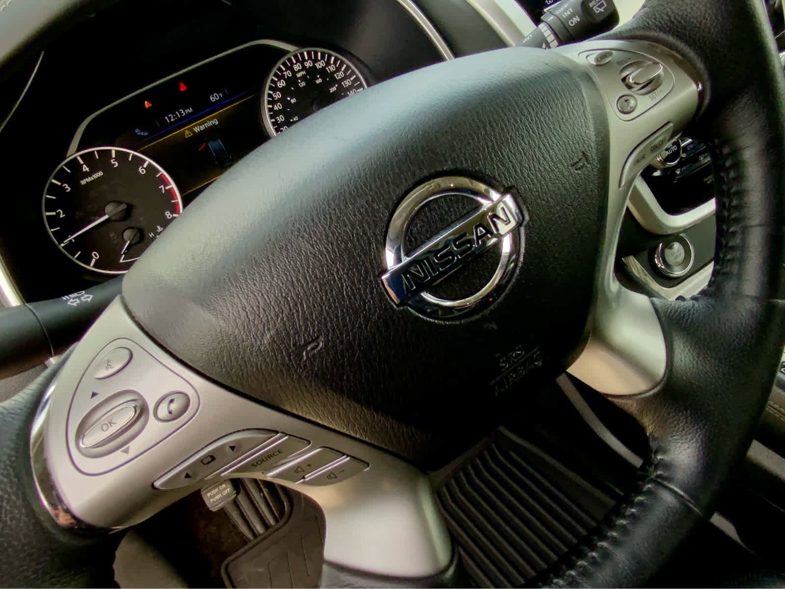 Used 2018 Nissan Murano SV image 39