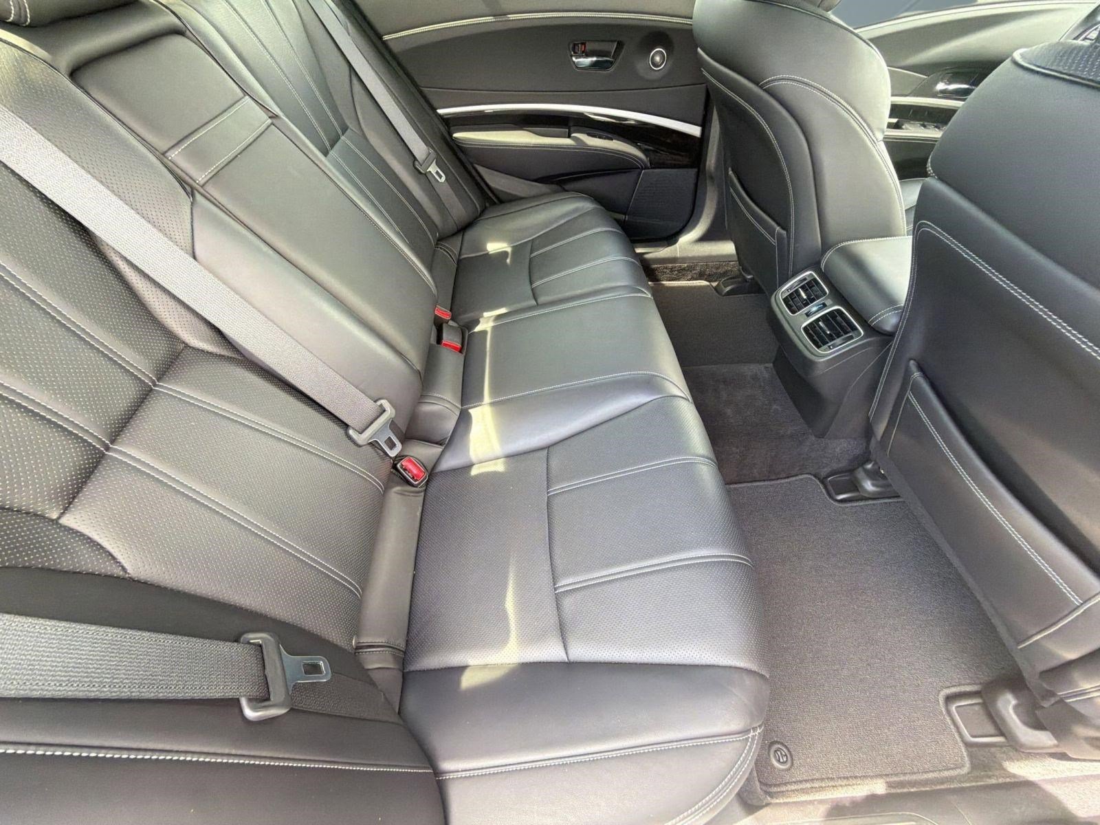 Used 2018 Acura RLX w/ Technology Package FWD image 25
