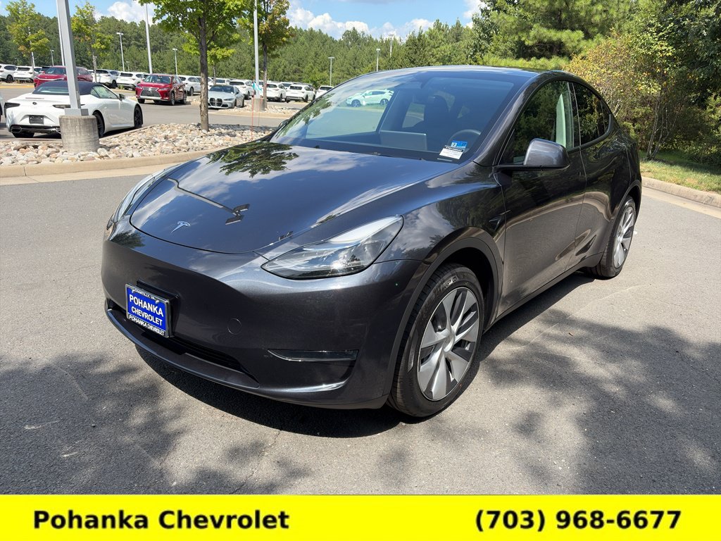 Used 2024 Tesla Model Y Long Range RWD image 3