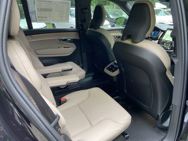 New 2026 Volvo XC90 B6 Plus w/ Protection Package Premier AWD/4WD image 17