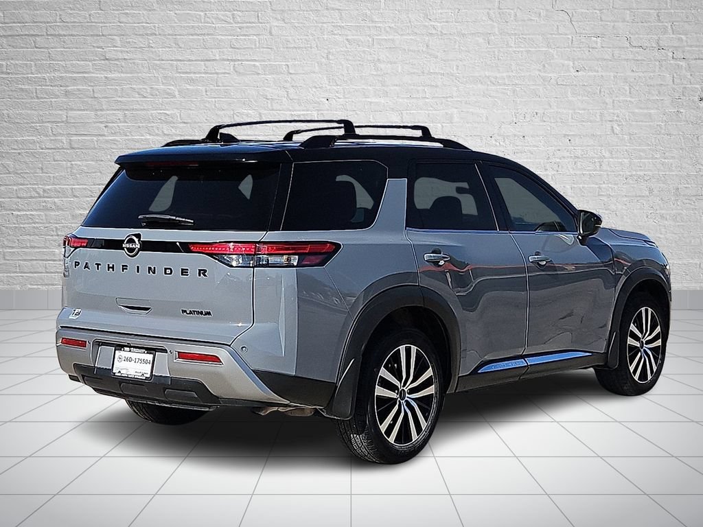 Used 2023 Nissan Pathfinder Platinum FWD image 4